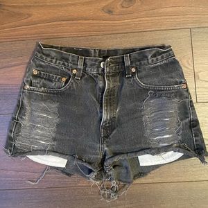 Size 29 Levi’s 505 High-Waisted Black Denim Shorts